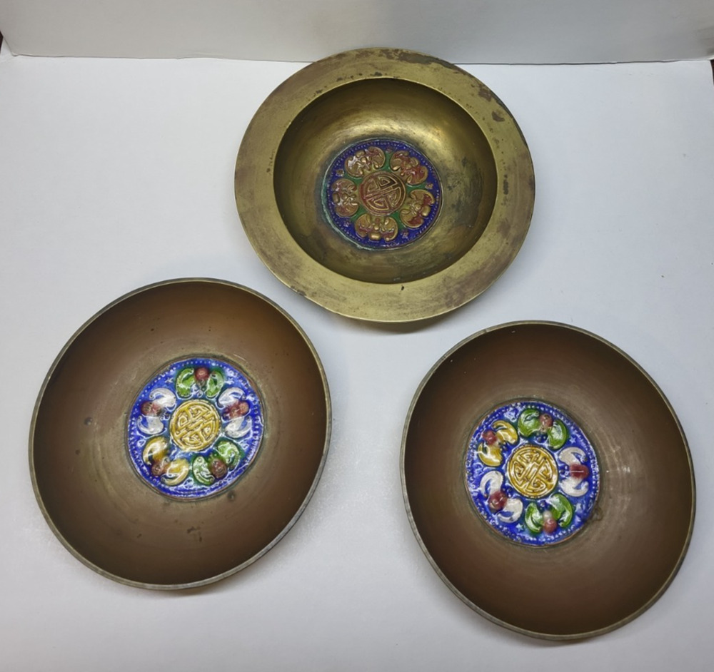 Lot of 3 VTG Small Chinese brass enamelware cloisonne bowls ashtrays Floral Boho